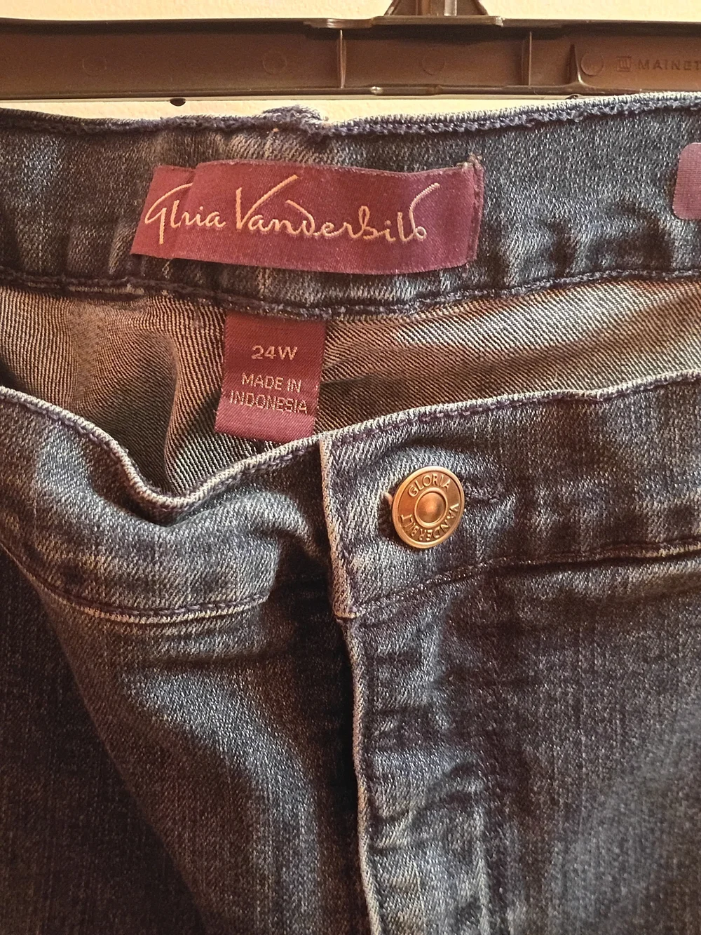 Gloria Vanderbilt Women's Jeans Size 24W - Picture 2 of 5